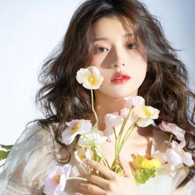 被背叛后,我被千金和萌娃赖上了